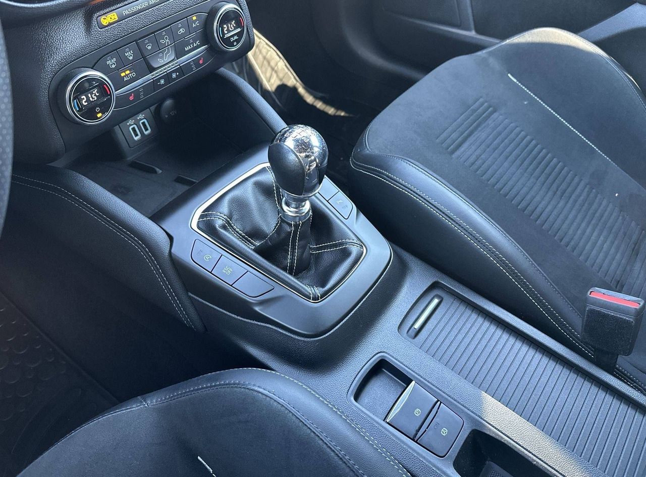 Zunanja slika - Ford Focus - 2.0 ST - 17