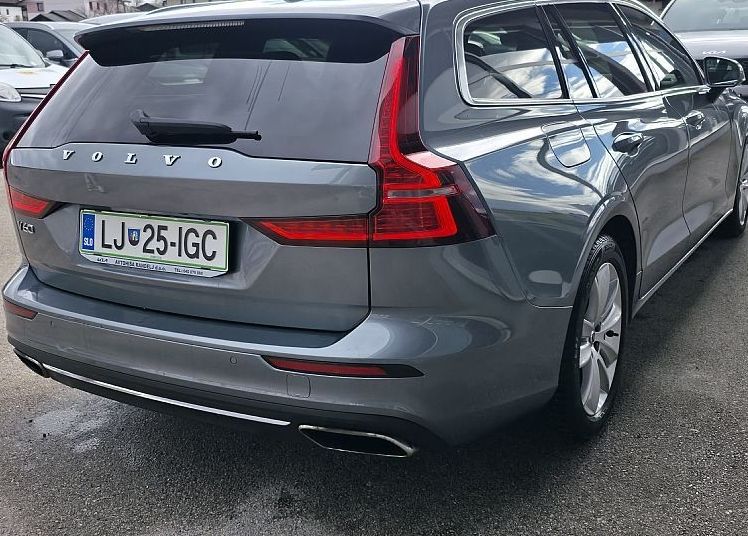 Zunanja slika - Volvo V60 - D4 AUT Inscription - 4