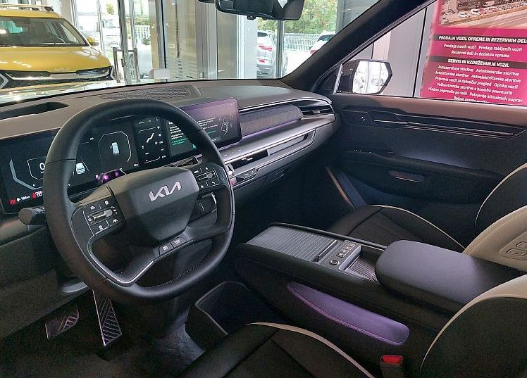 Zunanja slika - KIA EV9 - Premium panorama + V2L - 4