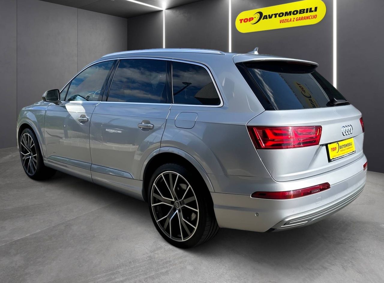 Zunanja slika - Audi Q7 - E-TRON 3.0TDI QUATTRO LED NAVI ACC HUD PANO 360K.. - 5