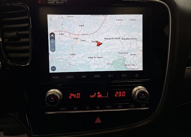 Zunanja slika - Mitsubishi Outlander - PHEV 2.4 MIVEC Twin Motor DIAMOND-LED-NAVI-360 KAM - 14