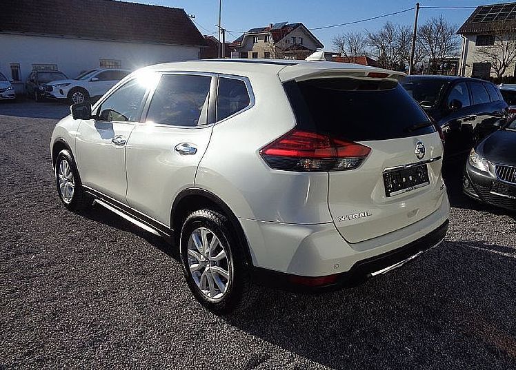 Zunanja slika - Nissan X-Trail - 1.7 dCi 4x4 AUTOMATIC - VLEČNA NAPRAVA - ODLIČEN - 3