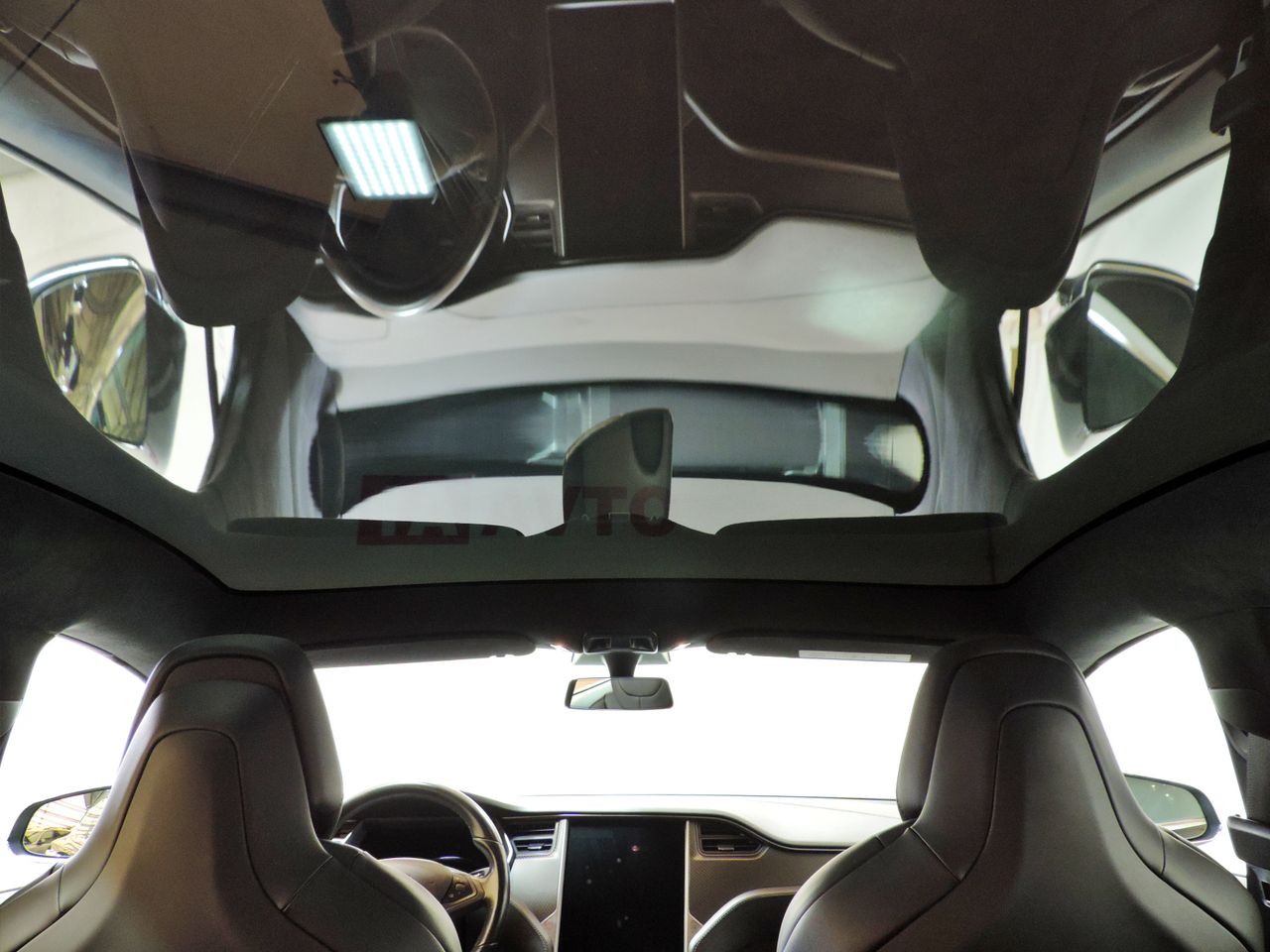 Zunanja slika - Tesla Model S - 100D - 17