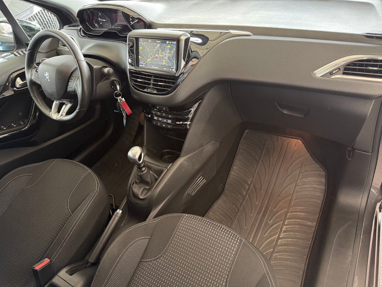 Zunanja slika - Peugeot 208 - 1,2 PureTech 110 S&S Allure - 12