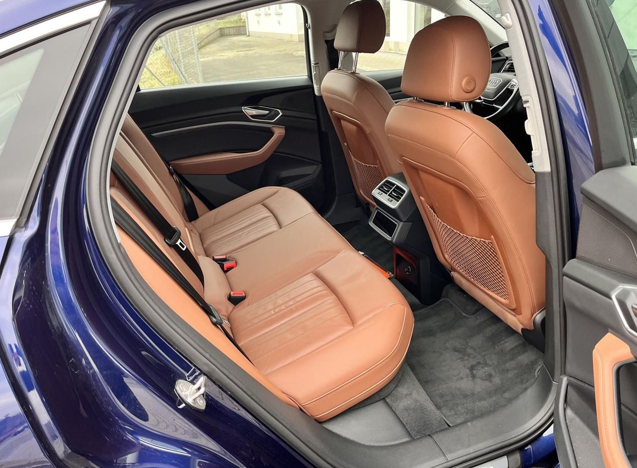 Zunanja slika - Audi e-tron - Sportback quattro 55-300KW.KAMERA.ACC.LED.NAVI.GRE.SED.4X4 - 9