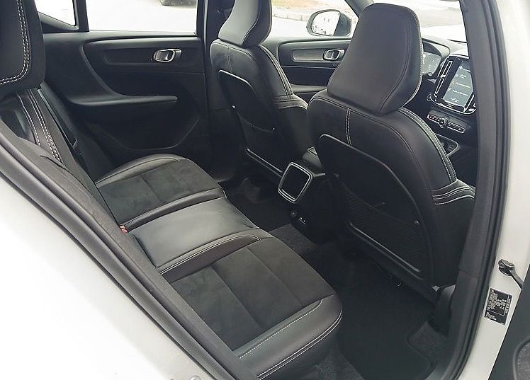 Zunanja slika - Volvo XC40 - 2.0 D3 R-Design 2WD -VIRTUAL -KAMERA -MEMORY - 8