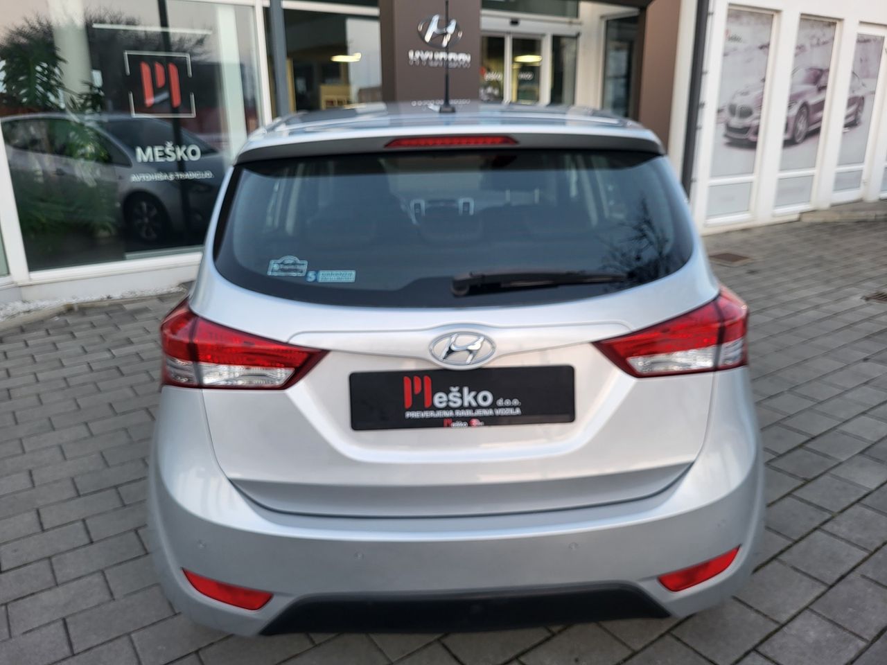 Zunanja slika - Hyundai ix20 - 1.6 CVVT COMFORT-1last-pdc-alu-ac-el.paket-servisi - 17