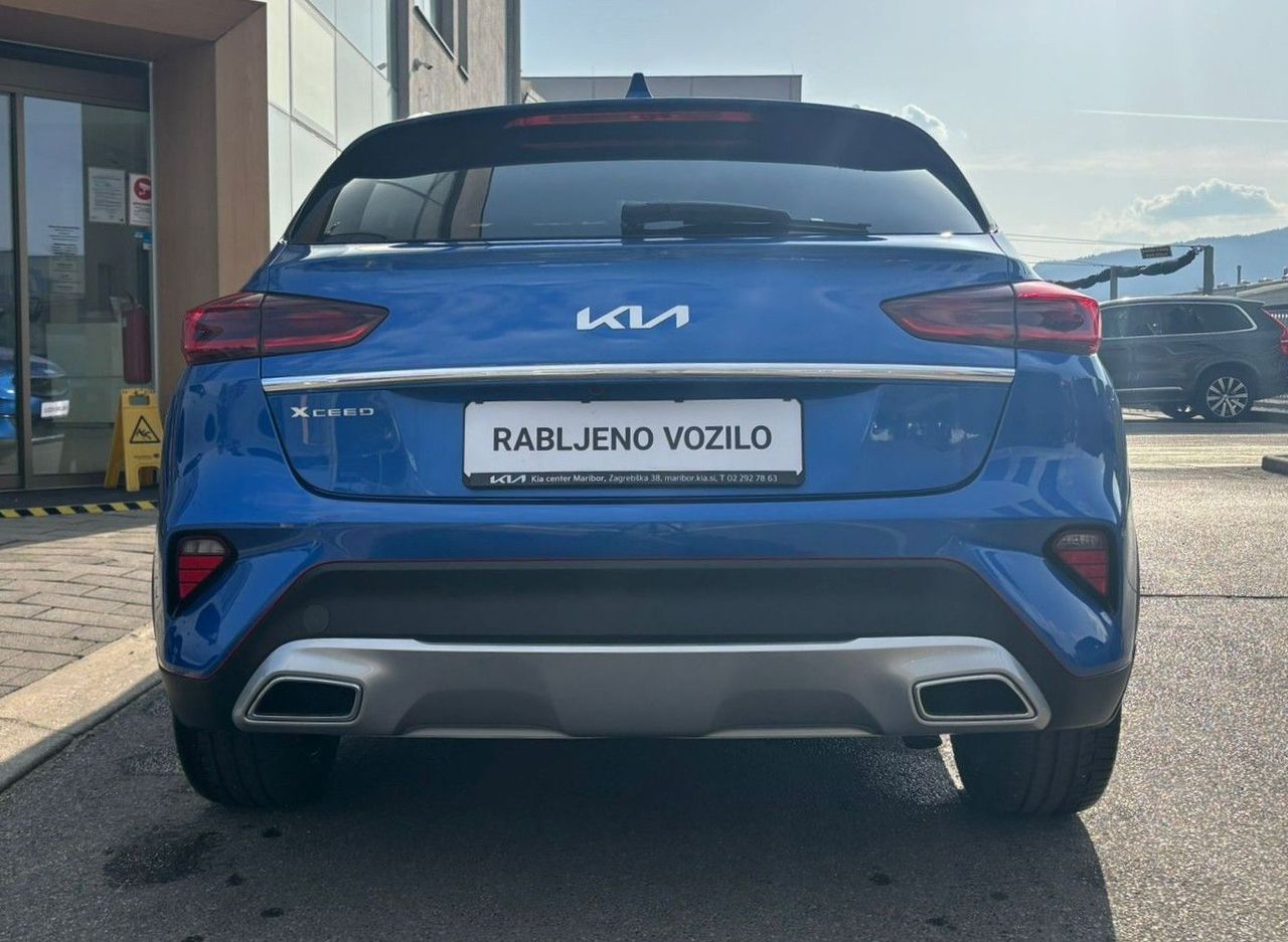 Zunanja slika - KIA XCeed - 1.5 T-GDi EX Way KAMERA-TEMPOMAT-GRETJE SEDEŽEV - 5