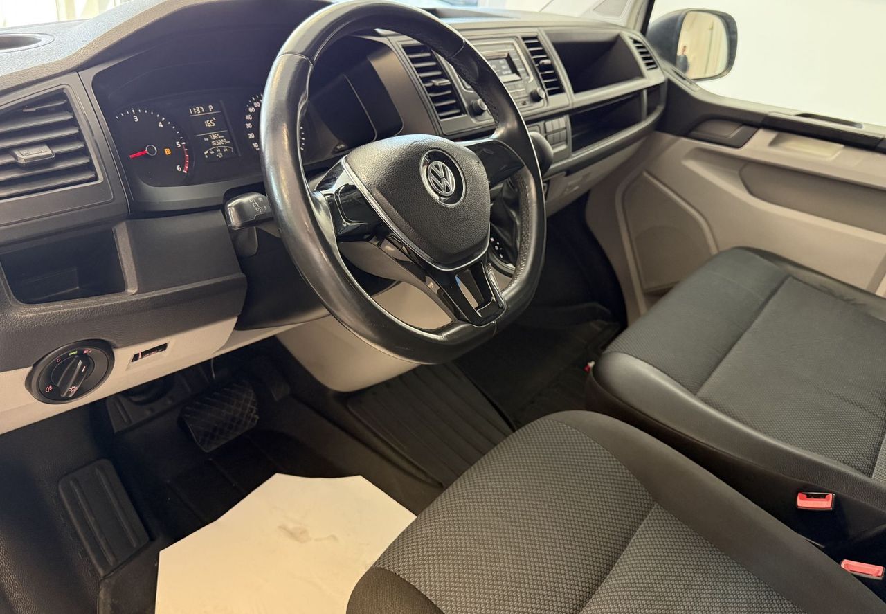 Zunanja slika - VW Transporter - T6 Kombi  7+1  2.0 TDI DSG - 7