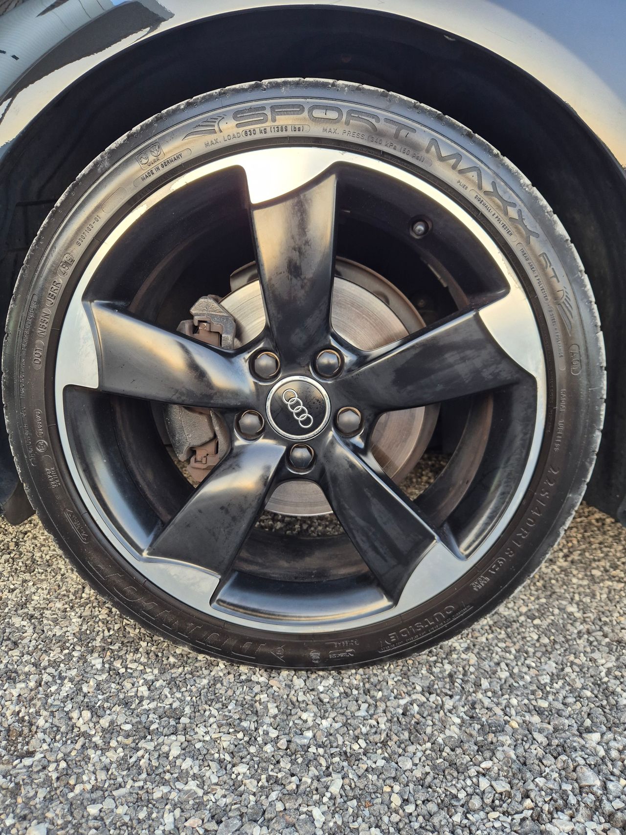 Notranja slika - Audi - A3 Sportback 1,6 TDI clean diesel Ambition - 12