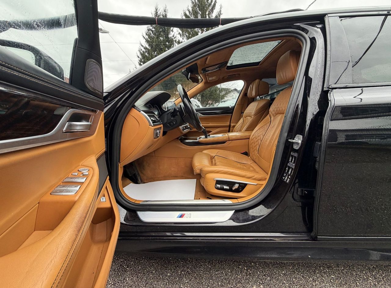 Zunanja slika - BMW Serija 7 - : 750Ld xDrive M-SPORT LASER ACC PANO SKY ALU20 360K - 13