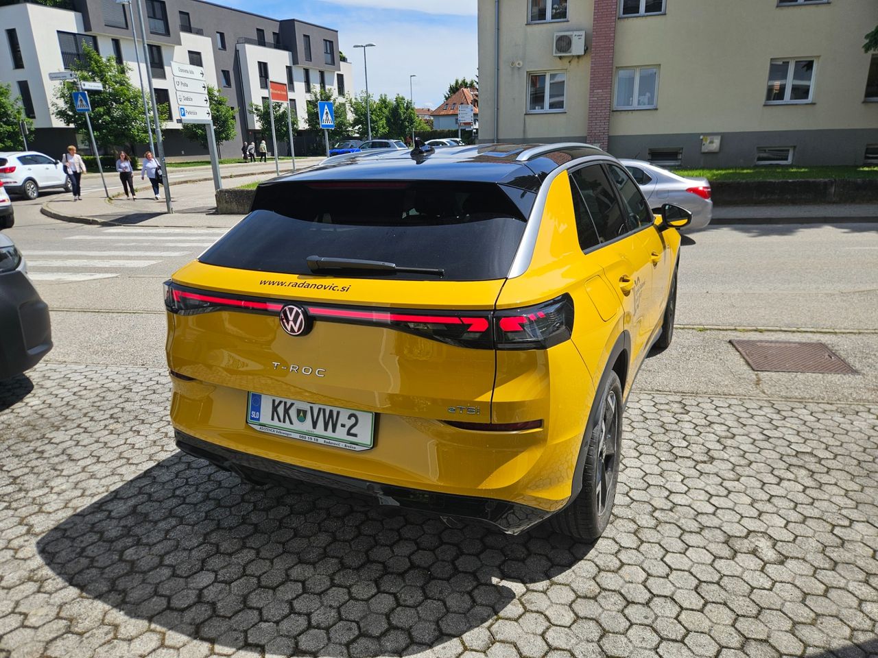 Zunanja slika - VW T-Roc - 1.5 eTSI R-Line DSG - 3