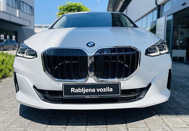 Zunanja slika - BMW Serija 2 - Active Tourer: 218i - 7