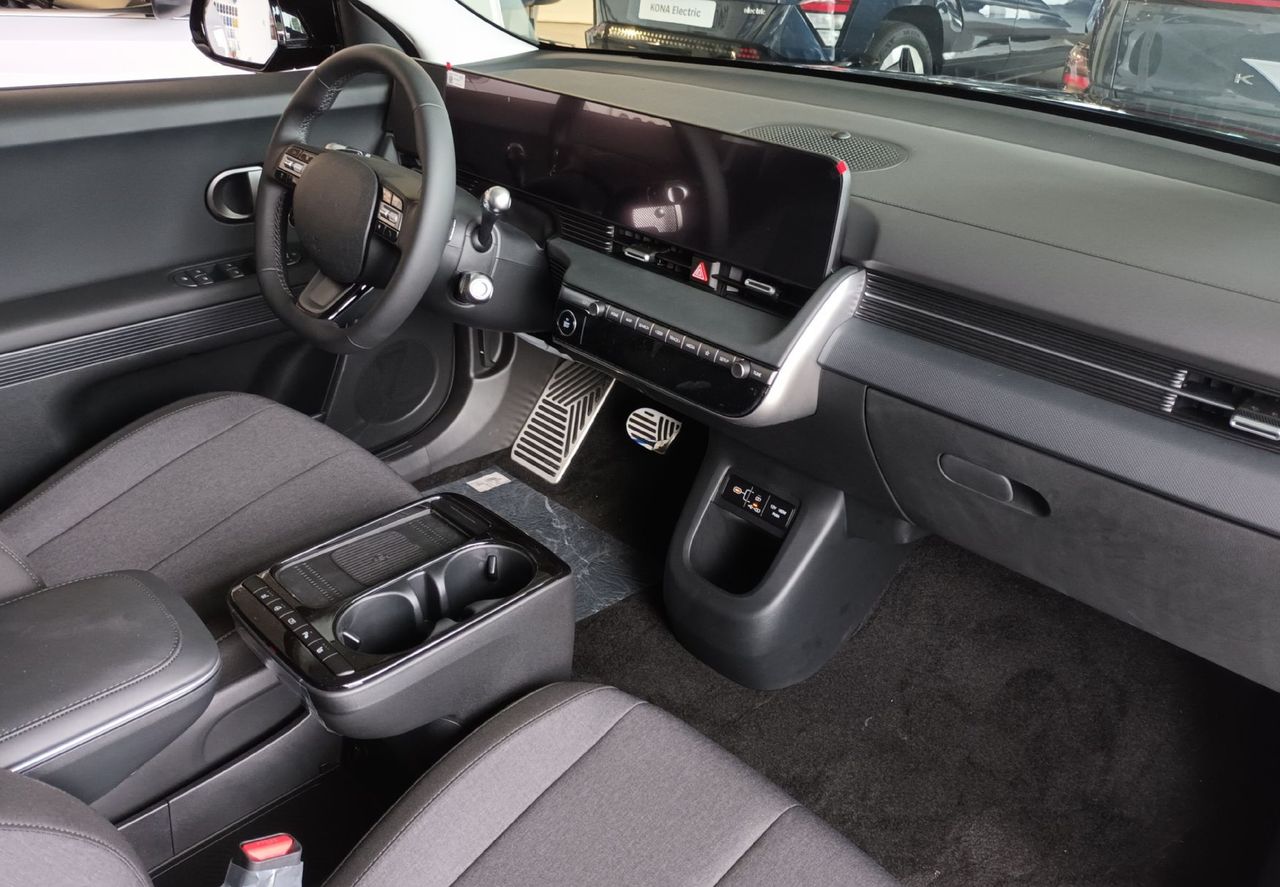 Zunanja slika - Hyundai Ioniq 5 - 168kW PREMIUM 84 kWh VOZILA V PRIHODU - 12