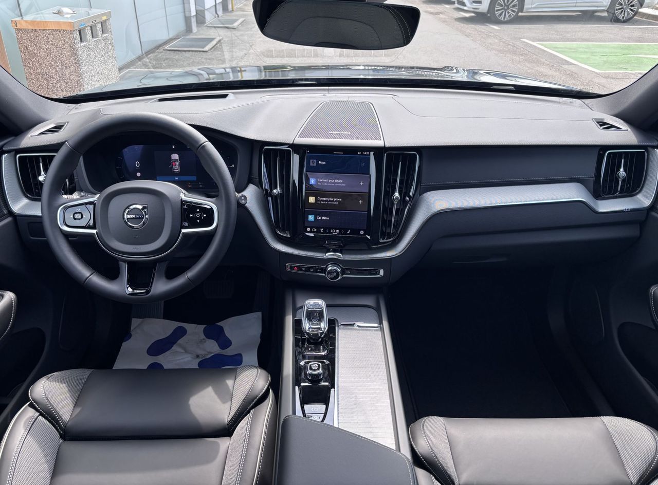 Zunanja slika - Volvo XC60 - T8 TwE Ultra Black Edition - 9