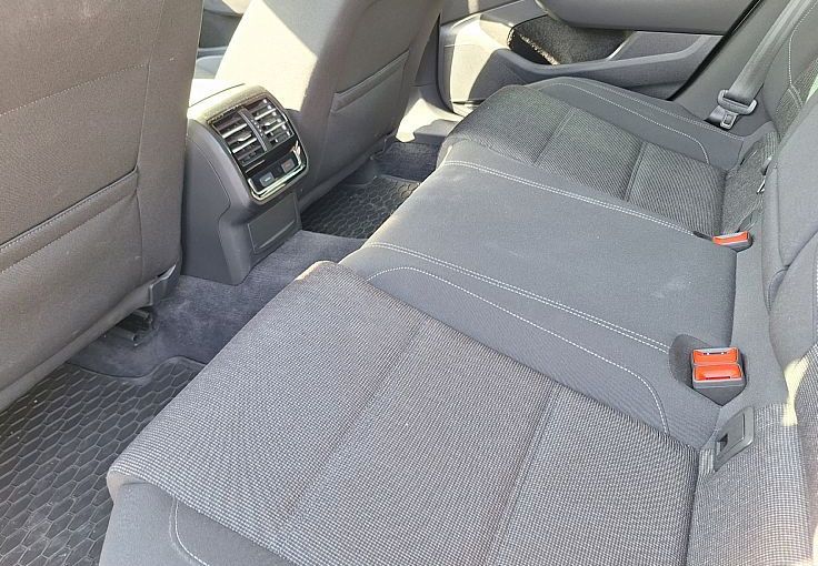 Zunanja slika - VW Passat - Variant 2.0 TDI BMT Connect DSG - 9