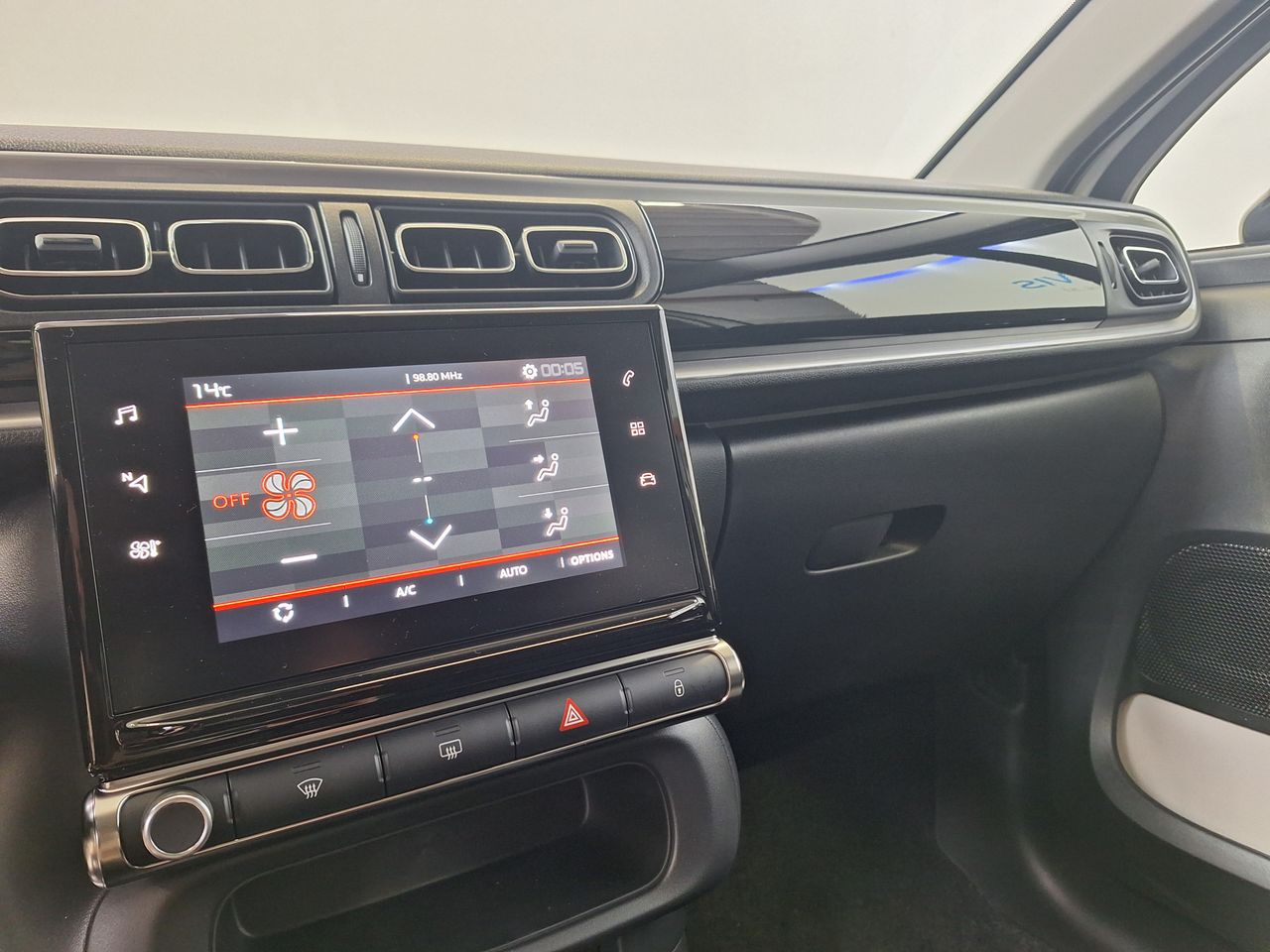 Zunanja slika - Citroën C3 - Max PureTech 83 S&S BVM5 - 14