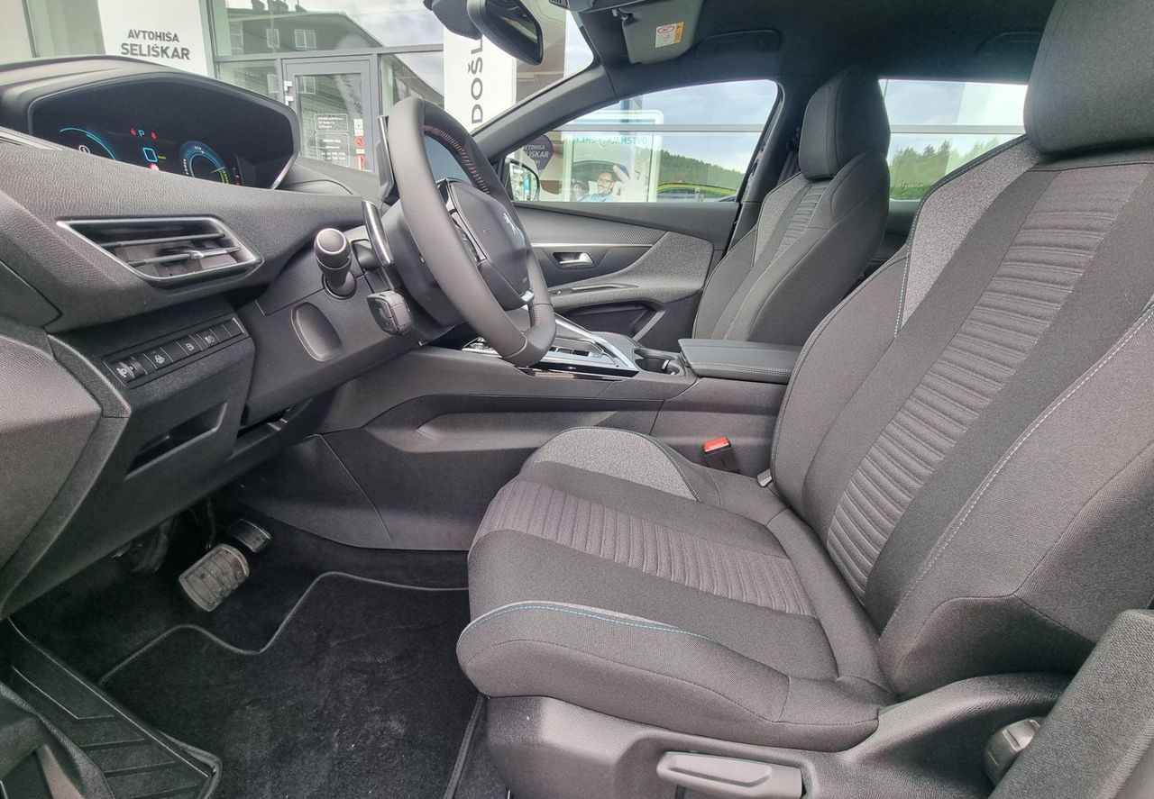 Zunanja slika - Peugeot 3008 - 1.6 PHEV ACTIVE PACK - AVTOMATIK - VOZILO NOVO - 11