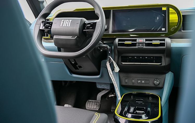 Zunanja slika - Fiat Grande Panda - 1.2 T-Gen3 110 AT6 Icon + ZIMSKE GUME - 10