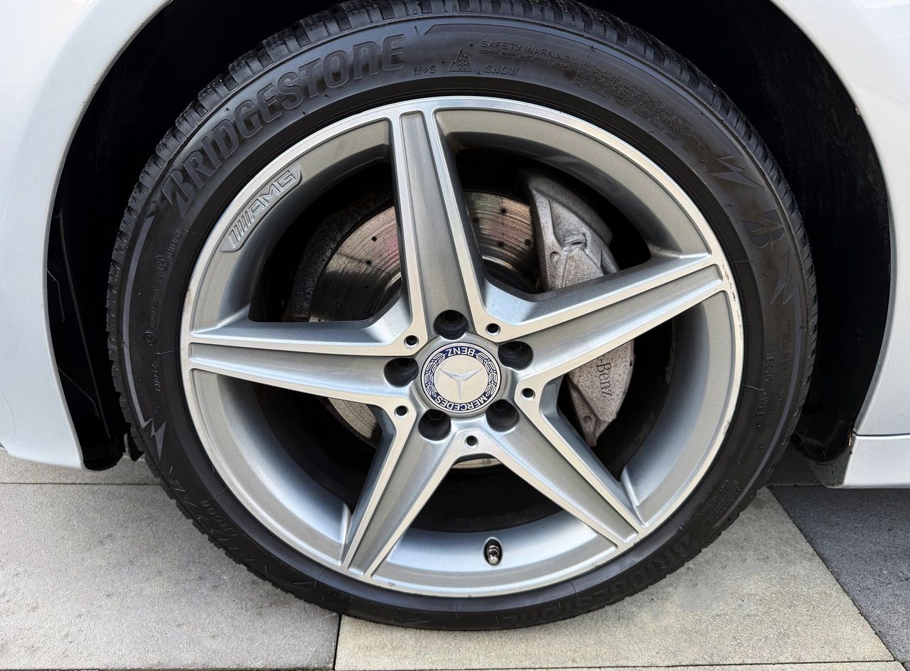 Zunanja slika - Mercedes-Benz C-Razred - C 200D AMG LINE AVT|FULL LED|ČRNO USNJE|2xPDC|18 - 12