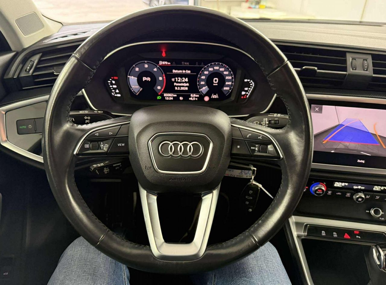 Notranja slika - Audi Q3 - 35 TDI S tronic.LED.ACC.KAMERA.USNJE.NAVI.DIZEL - 16
