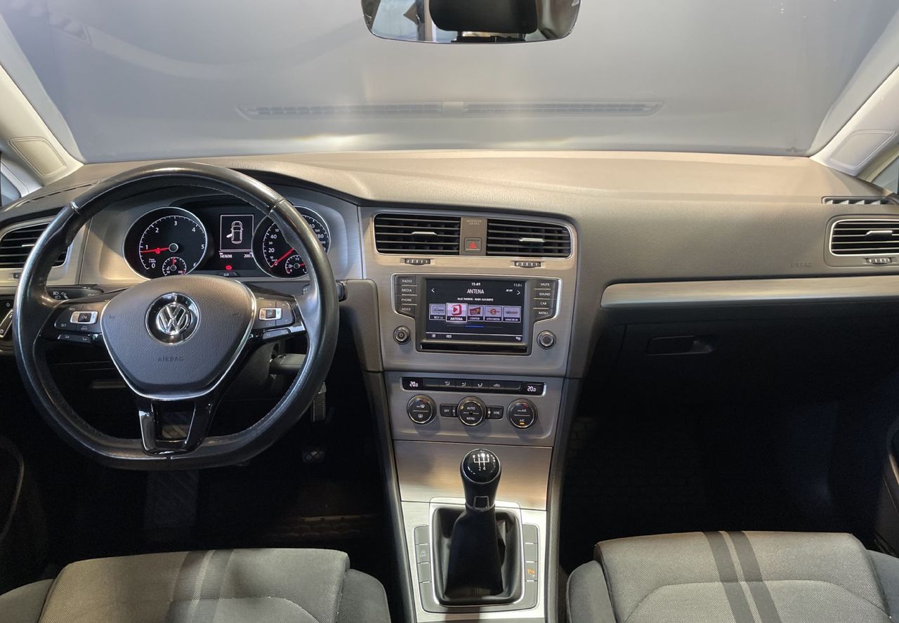 Zunanja slika - VW Golf - 1.LASTNIK-R LINE-PANORAMA-KAMERA-LED-TEMPOMAT-ALU - 12