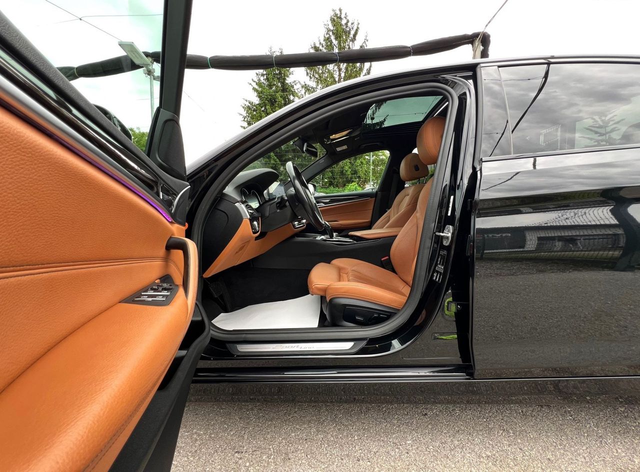 Zunanja slika - BMW Serija 5 - : 520d AUT. SPORTLiNE FULL LED HEADuP ŠIBEDAH ALU20 - 13