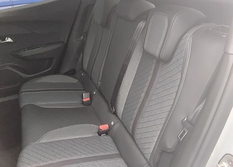 Zunanja slika - Peugeot 2008 - ALLURE PureTech 100 - 7