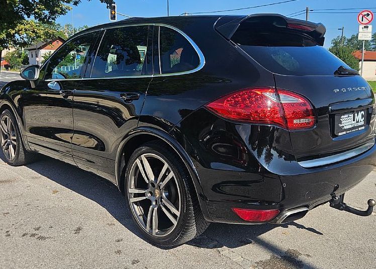 Zunanja slika - Porsche Cayenne - 3.0 245ks °°21-COL° °PANORAMA° - 6