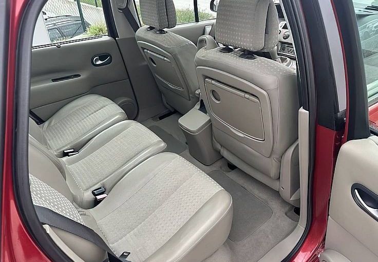 Zunanja slika - Renault Scénic - Scenic Privilege Confort 1.6 16v SAMO 132766KM PANORAMA.. - 9