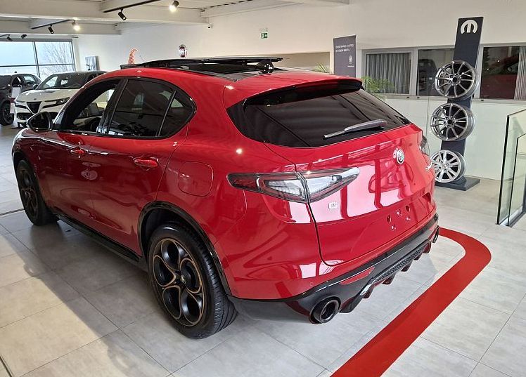 Zunanja slika - Alfa Romeo Stelvio - Intensa 2.0 Turbo 280 Q4 - 6