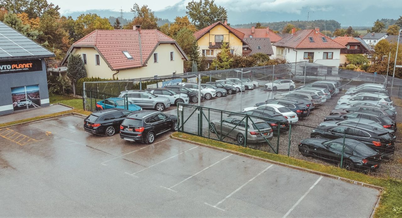 Zunanja slika - Renault Captur - 1.3 TCE AUT. 1.LASTNIK FULL LED NAVI DAB VLEČNA - 9