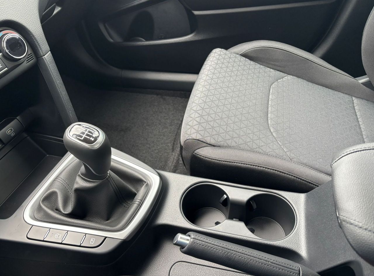 Zunanja slika - KIA Ceed - SW 1.5 T-GDi LX Champion+ ISG. M T 103 kW - 13