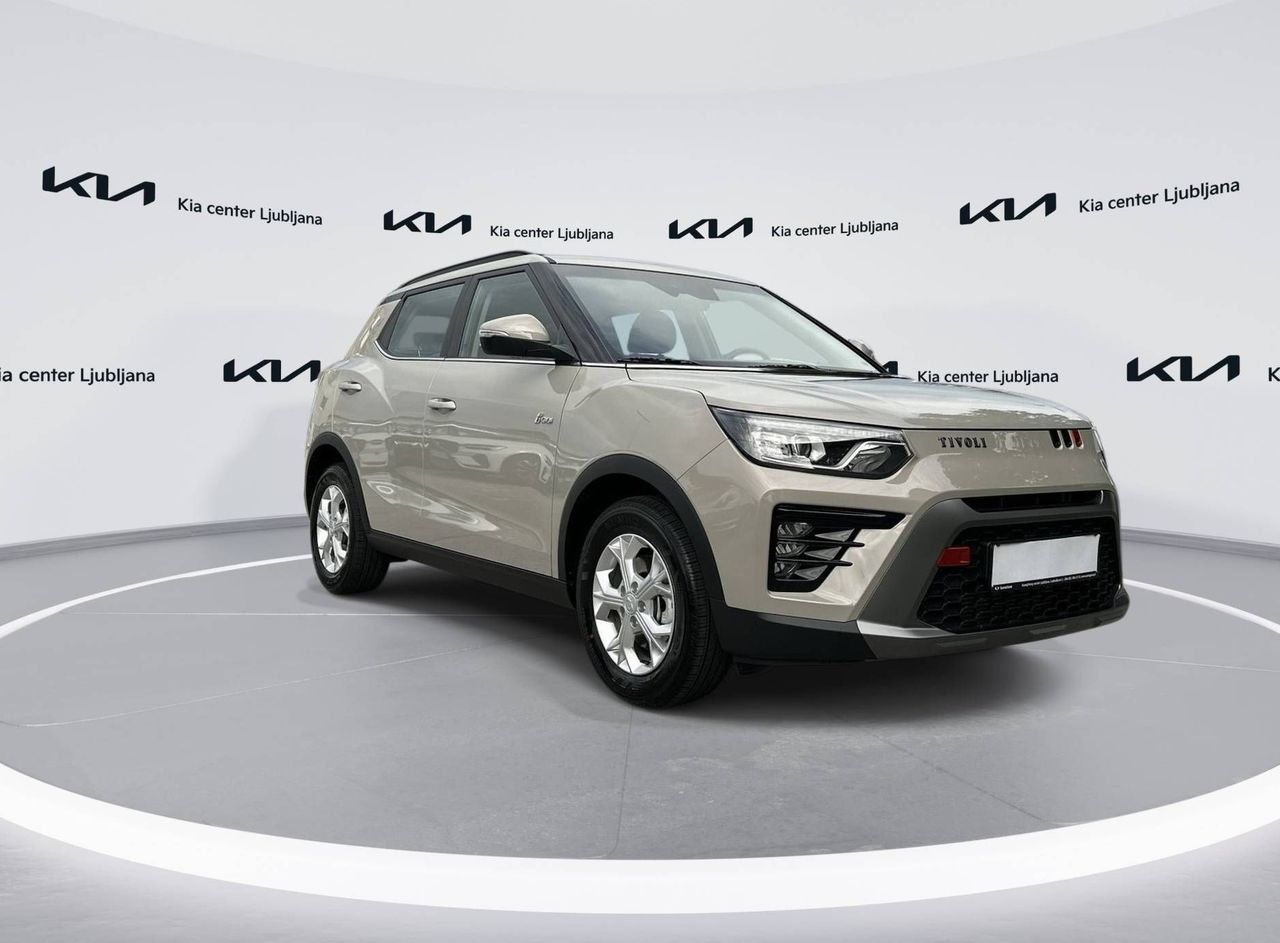 Zunanja slika - SsangYong Tivoli - 1.5 T-GDi Fresh 2WD AT - 3