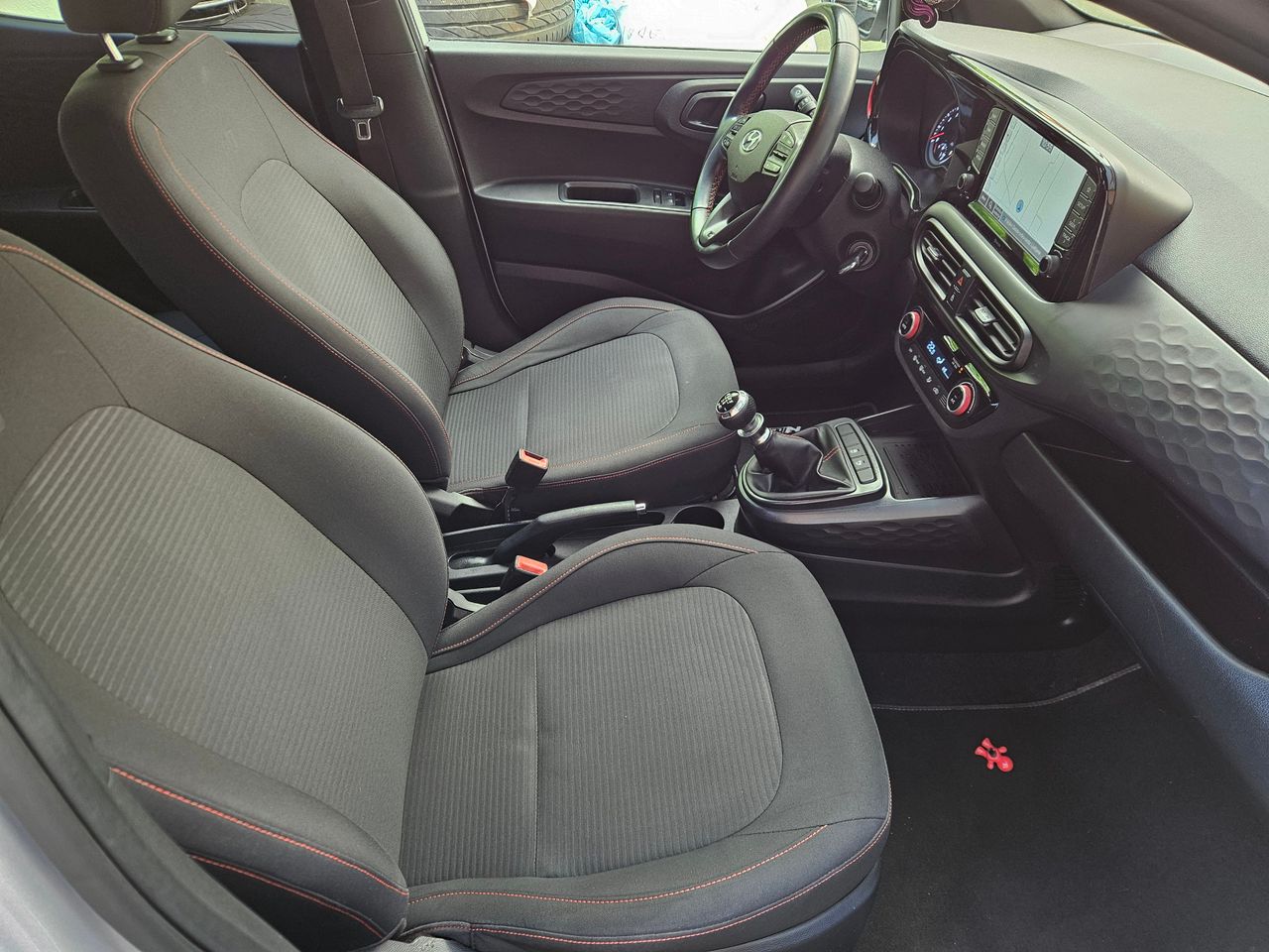 Notranja slika - Hyundai i10 - 1.0 T-GDI Premium - 12
