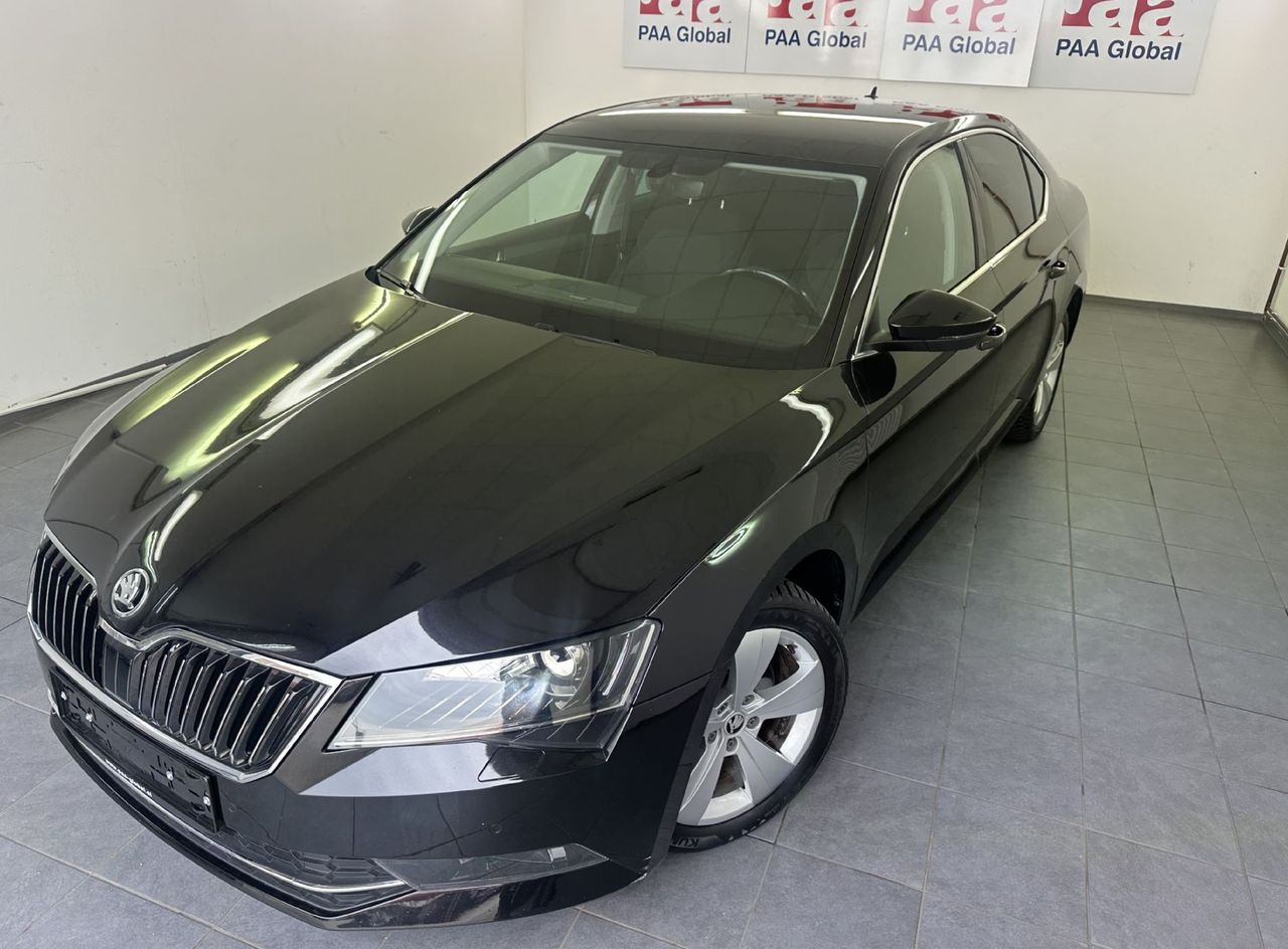 Zunanja slika - Škoda Superb - 2.0 TDI Active DSG.LIMO.KAMERA.NAVI.SAMO 85.000 KM - 15