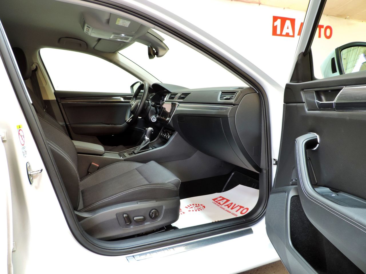 Zunanja slika - Škoda Superb - 1,5 TSI Style DSG - 11