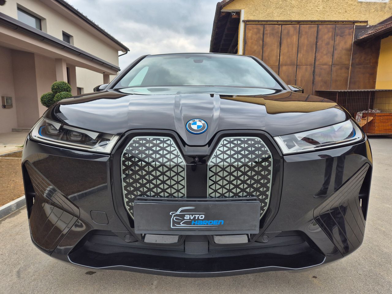 Zunanja slika - BMW iX - xDrive40 Sport - 7