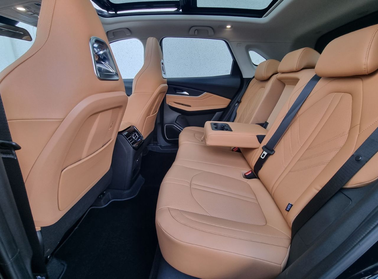 Zunanja slika - Forthing Forthing T5 EVO - T5 Evo MY2025 1.5 T-GDI AVTOMATIK + TOP OPREMA - RABLJENO - 9