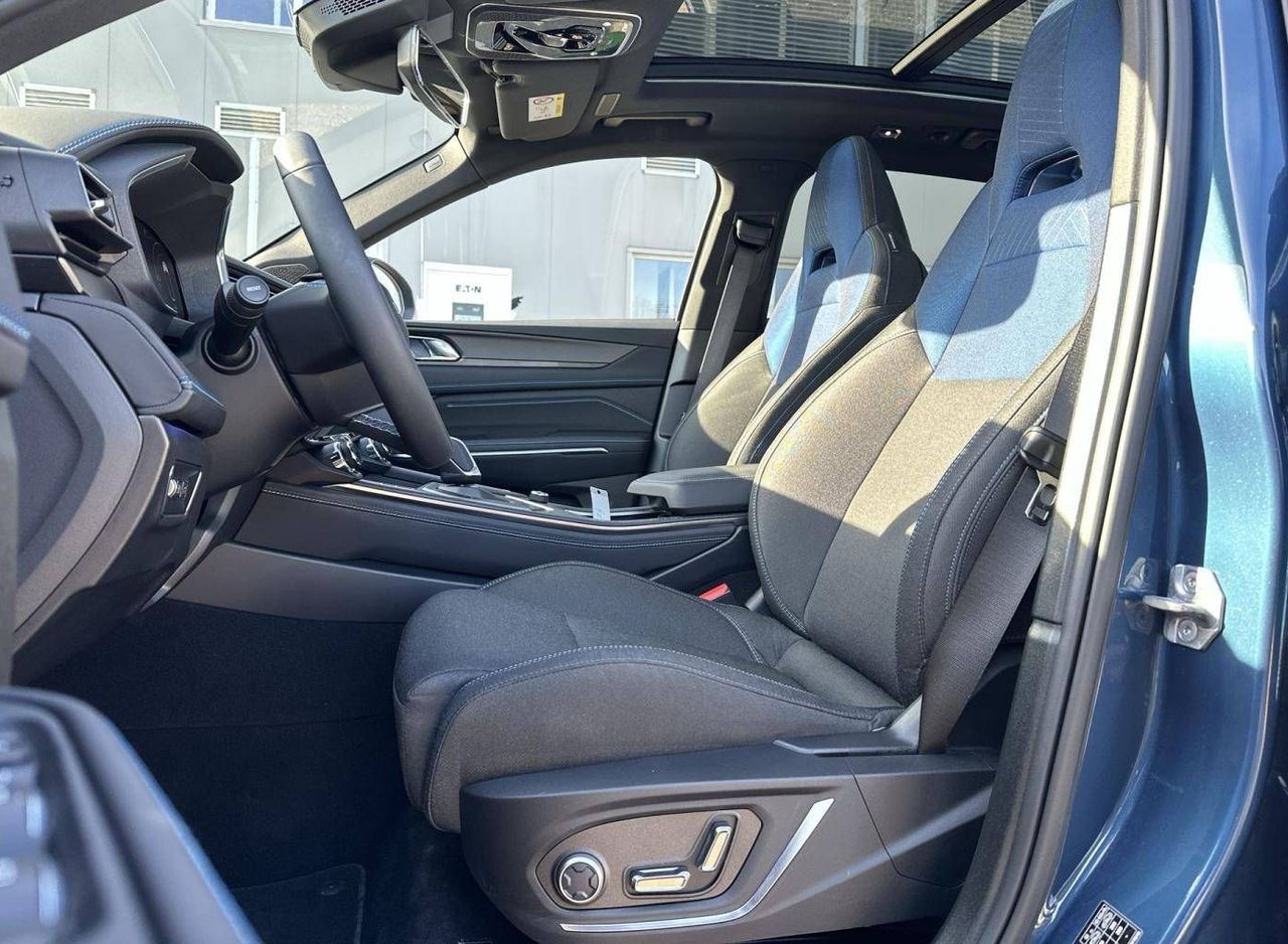 Zunanja slika - Lynk & Co 01 - More Priključni hibrid - 10