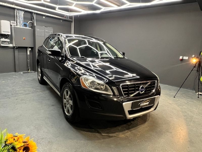 Zunanja slika - Volvo XC60 - AWD D3 Momentum Geartronic - 1