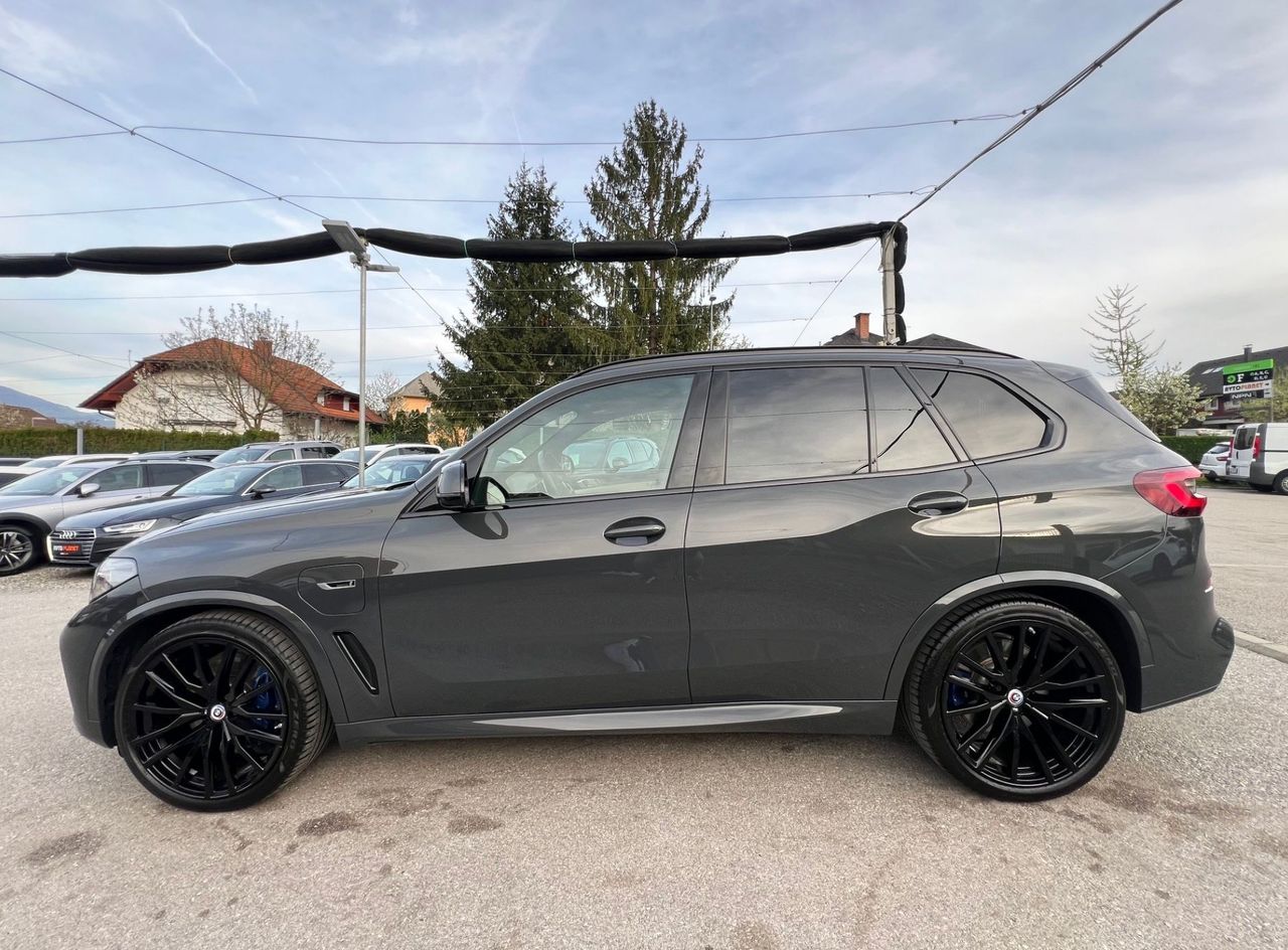 Zunanja slika - BMW X5 - serija : xDrive45e M SPORT LASER ACC PANO HEADuP ALU22 - 3