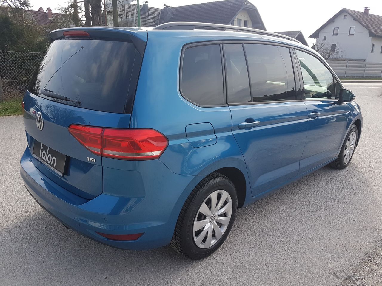 Zunanja slika - VW Touran - 1,2 TSI Comfortline - 6