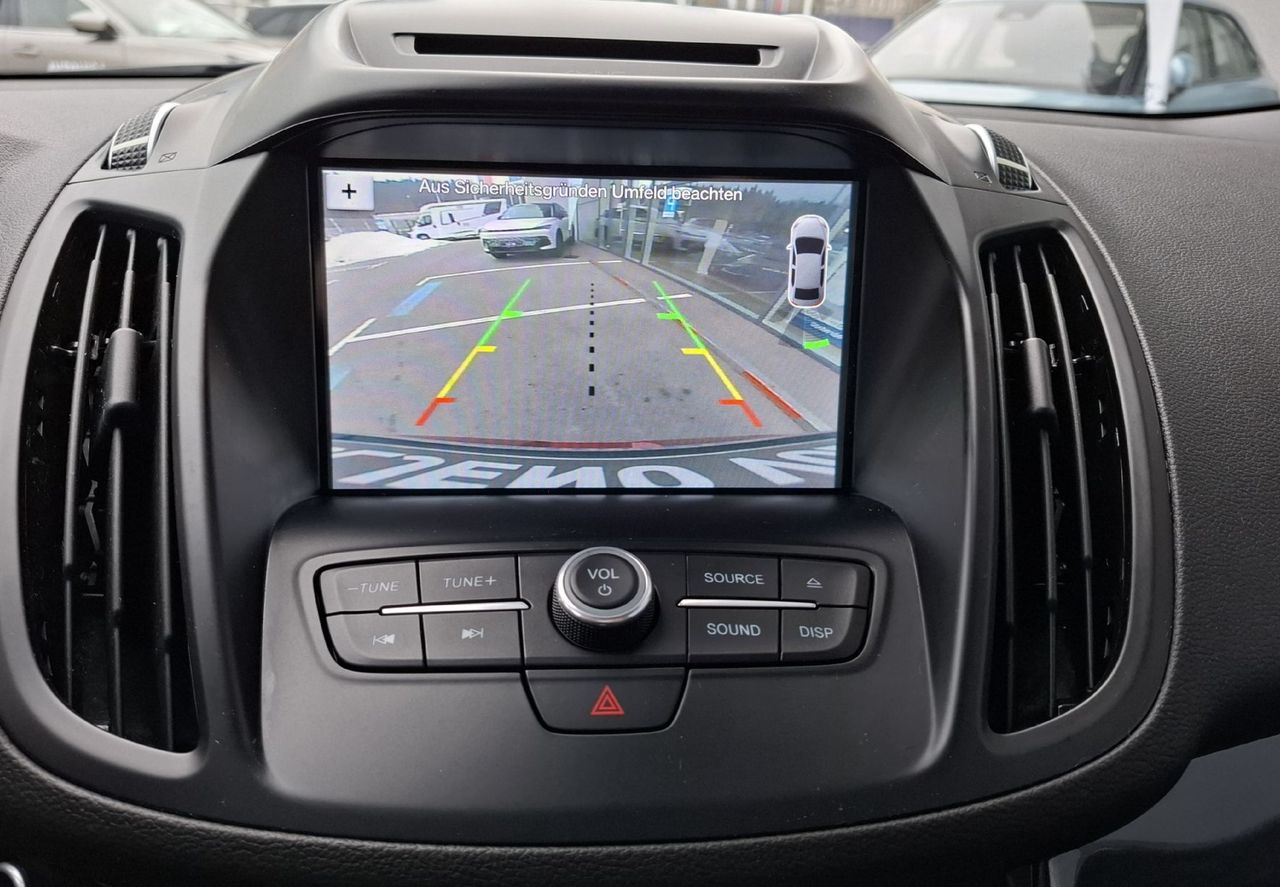 Zunanja slika - Ford Kuga - 2.0 TDCi 110kW AWD AVTOMATIK + SERVISNA KNJIGA - 15