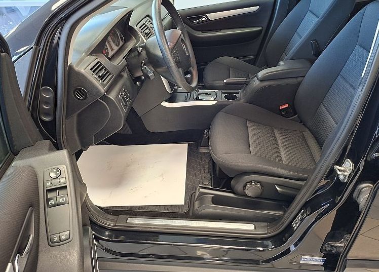 Zunanja slika - Mercedes-Benz B-Razred - B 180 CDI AUT.-HITRI KREDIT-ODLIČEN- - 14