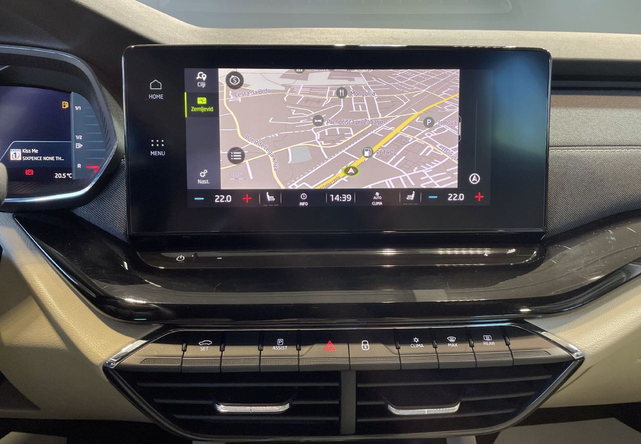 Zunanja slika - Škoda Octavia - VIRTUAL-NAVIGACIJA-LANE-RADAR-LED-DSG-ALU-KEYLESS - 14