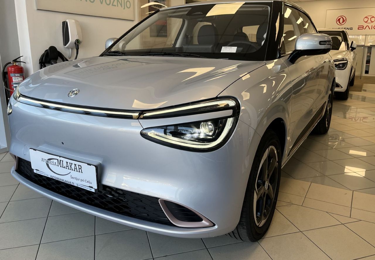 Zunanja slika - Dongfeng Box - 42.3 kWh 70 kW - NA ZALOGI - - 3