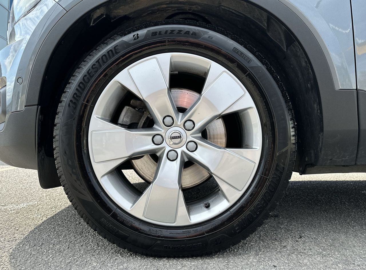 Zunanja slika - Volvo XC40 - D4 A AWD - 9