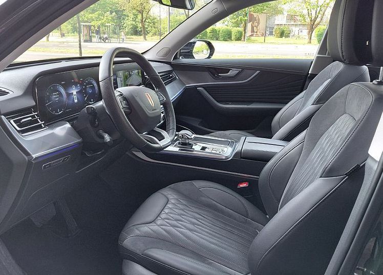 Zunanja slika - Hongqi HS5 - 2.0T AWD - 5