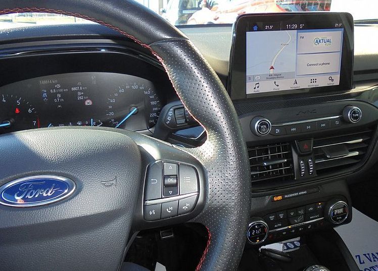 Zunanja slika - Ford Focus - 1.0 EcoBoost 92 kw ST-Line°°SLO poreklo°°1.LASTNIK - 8